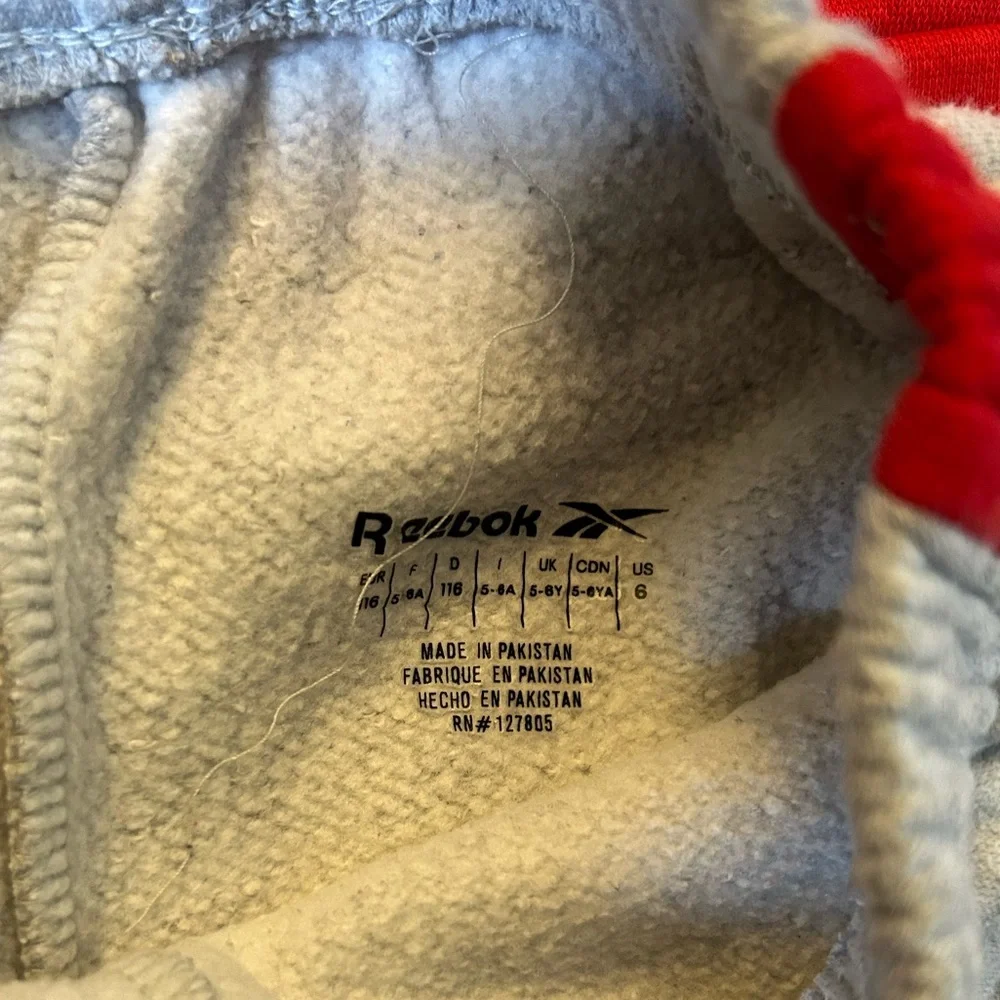 Like new Reebok jogging suit size 6 boys - Picture 3 of 6